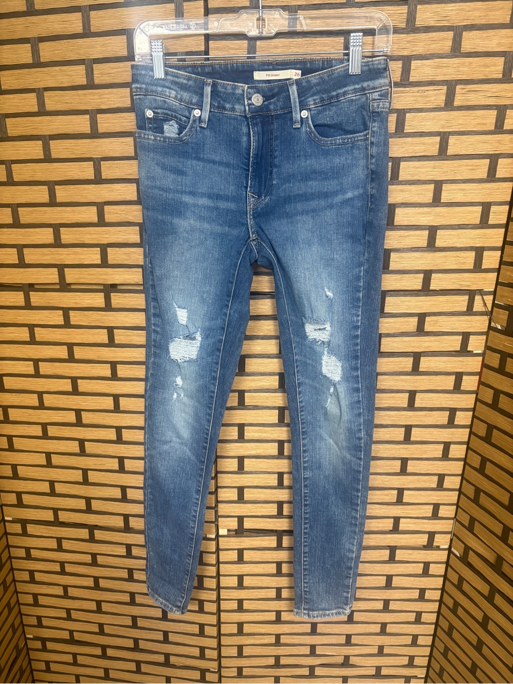Levi’s 711 skinny jeans size 26